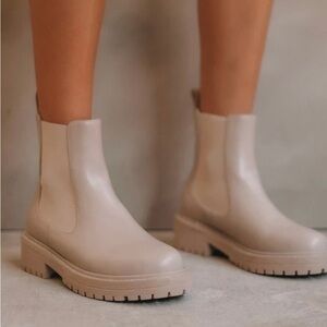 Billini Wrenley Boots 8